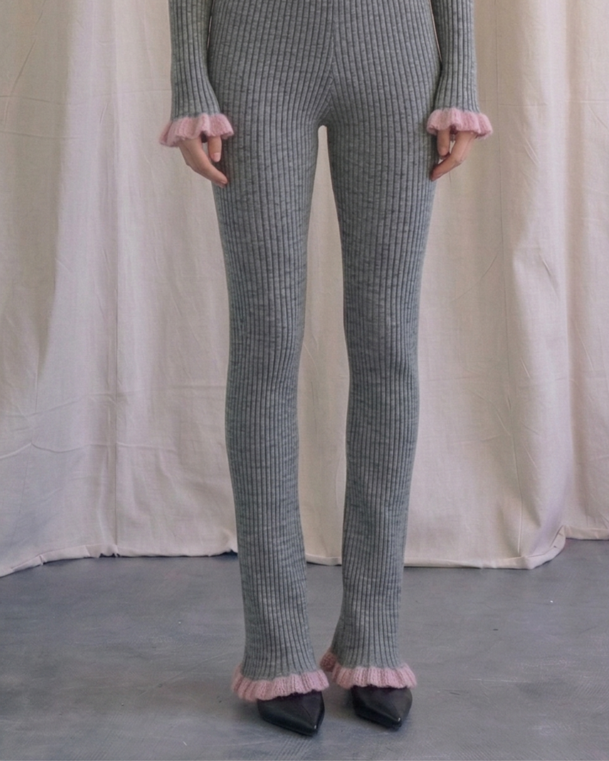 Lise Flared Pants - Light Grey & Soft Pink Merino Knit